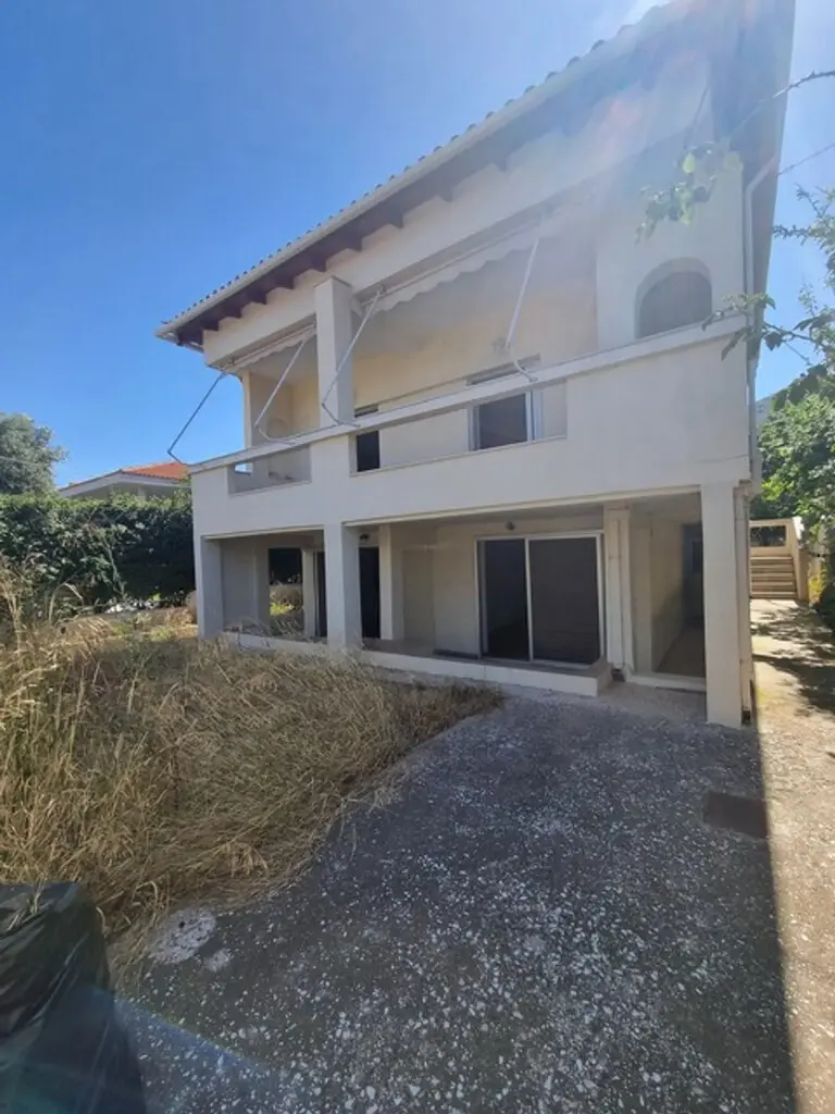 Detached House Of 215 M² In Attica