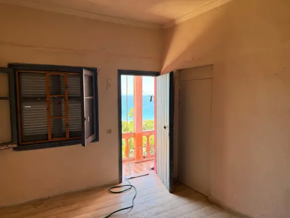 Complex Of 235 M² In Corfu
