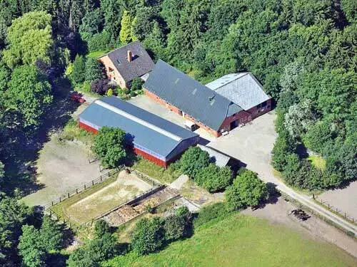 House Of 333 M² In Osterholz-scharmbeck