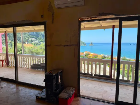 Complex Of 235 M² In Corfu