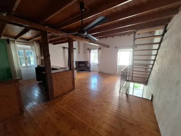 Maisonette Of 150 M² In Corfu