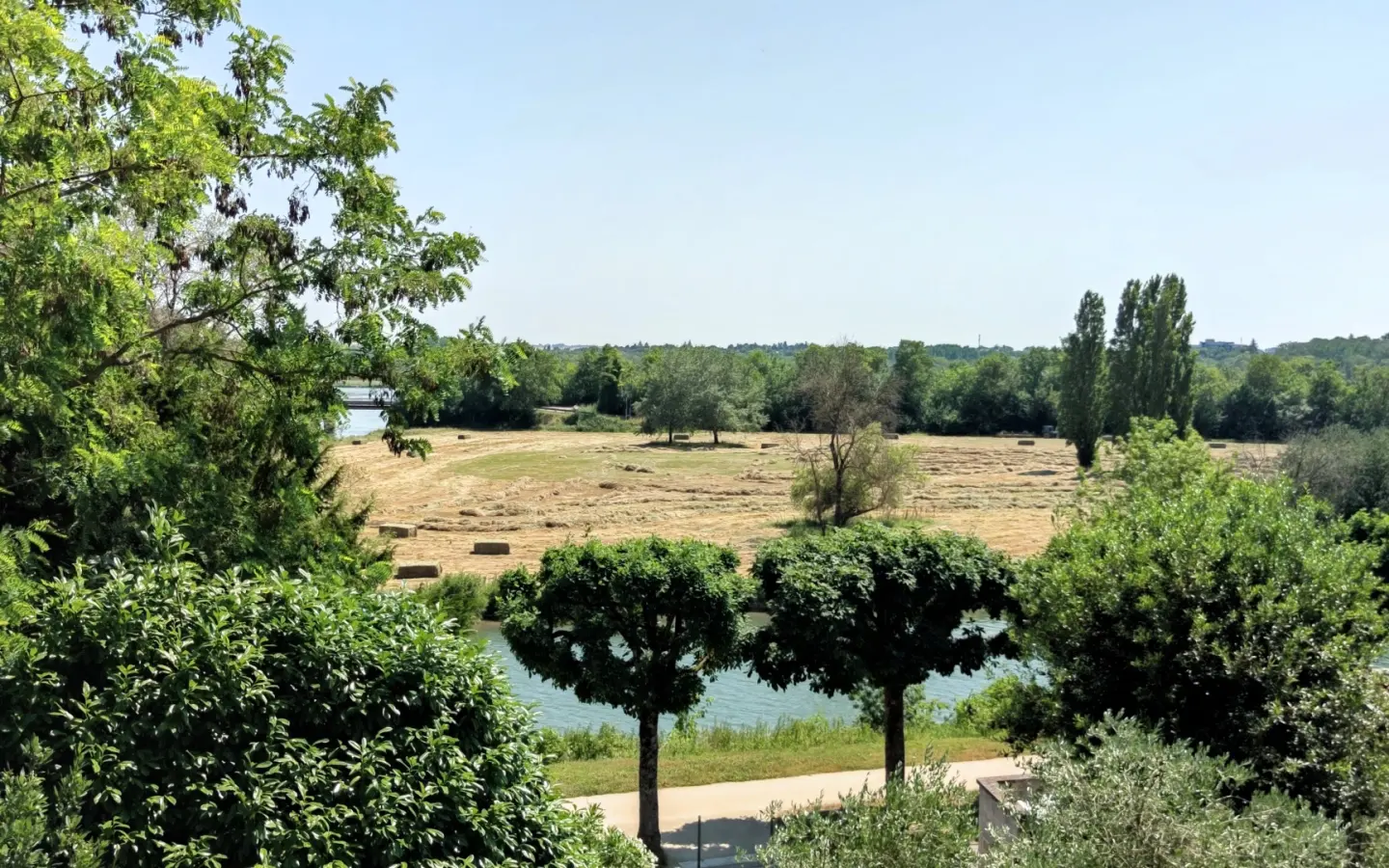 Maison De Maitre Of 7 Bedrooms With Garden, Garage, And River View In Saintes
