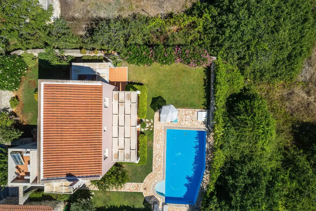 Villa Of 120 M² In Crete