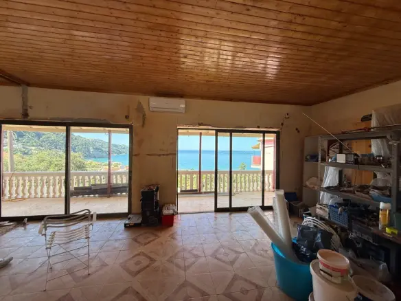 Complex Of 235 M² In Corfu