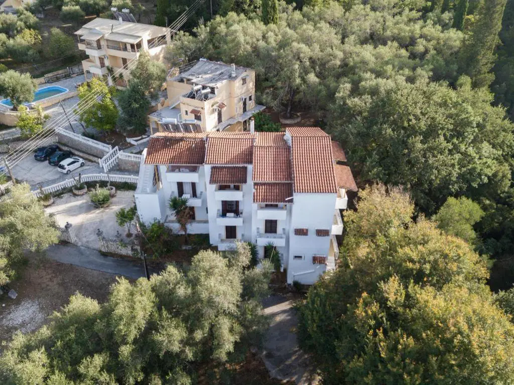 Business Of 192 M² In Corfu