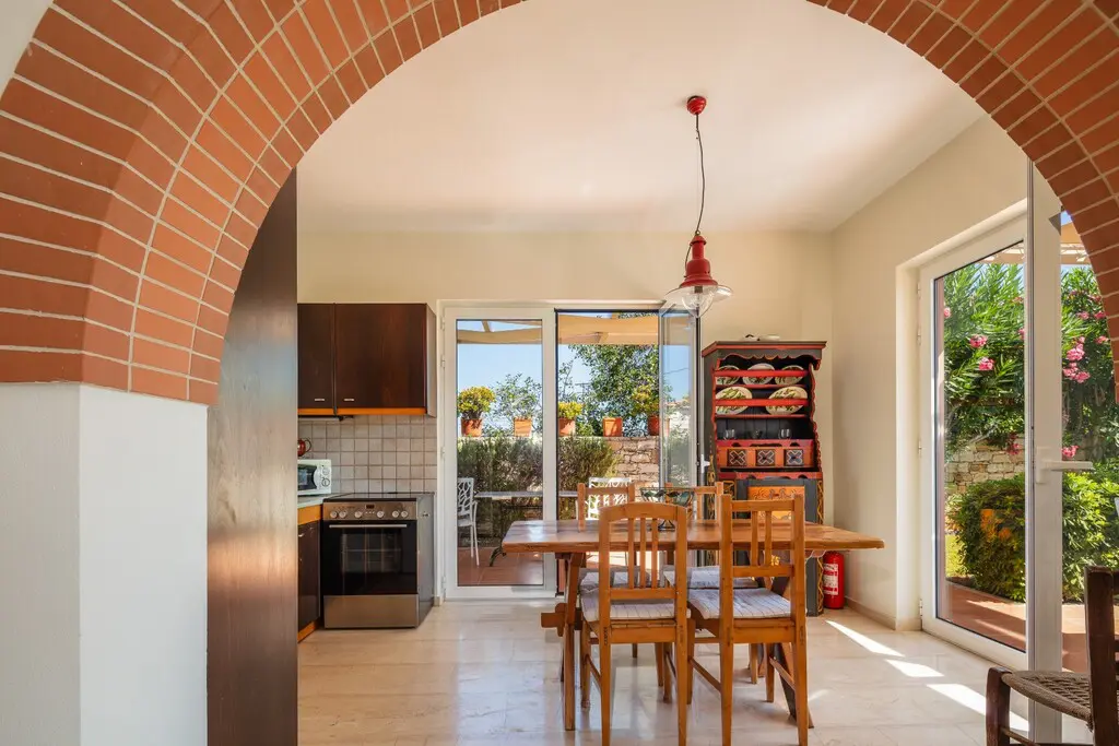 Villa Of 120 M² In Crete