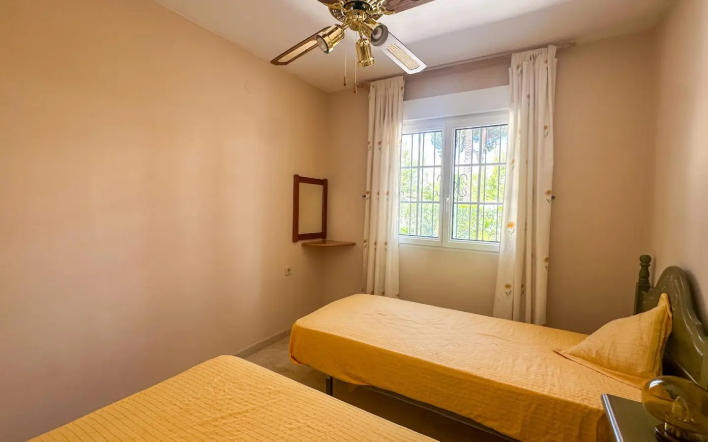 2-bedroom House In Orihuela Costa, Spain (64 M²)