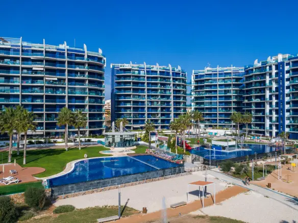 Penthouse 175 M² In Torrevieja, Spain – Mediter Real Estate