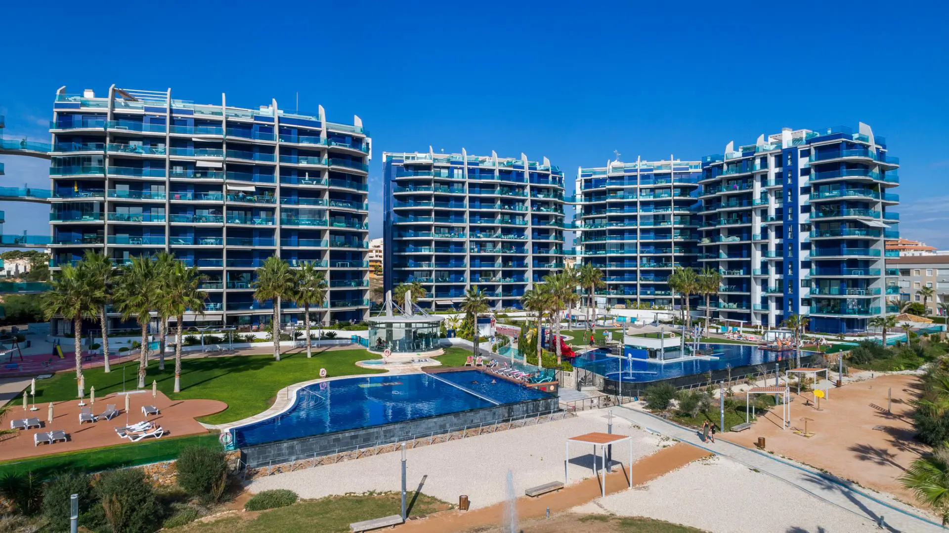 Penthouse 175 M² In Torrevieja, Spain – Mediter Real Estate
