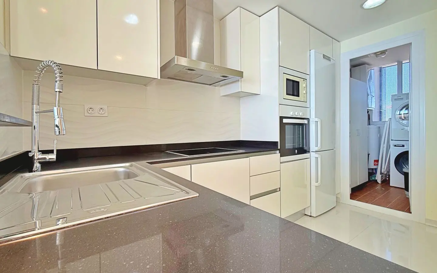 Penthouse 175 M² In Torrevieja, Spain – Mediter Real Estate