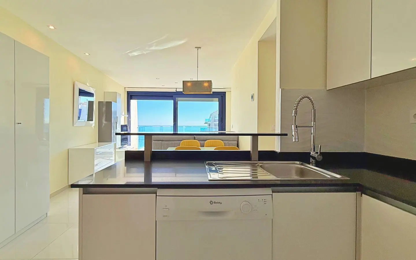 Penthouse 175 M² In Torrevieja, Spain – Mediter Real Estate