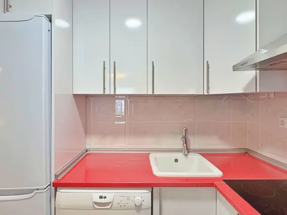 1-bedroom Apartment In Torrevieja, Spain (45 M²)