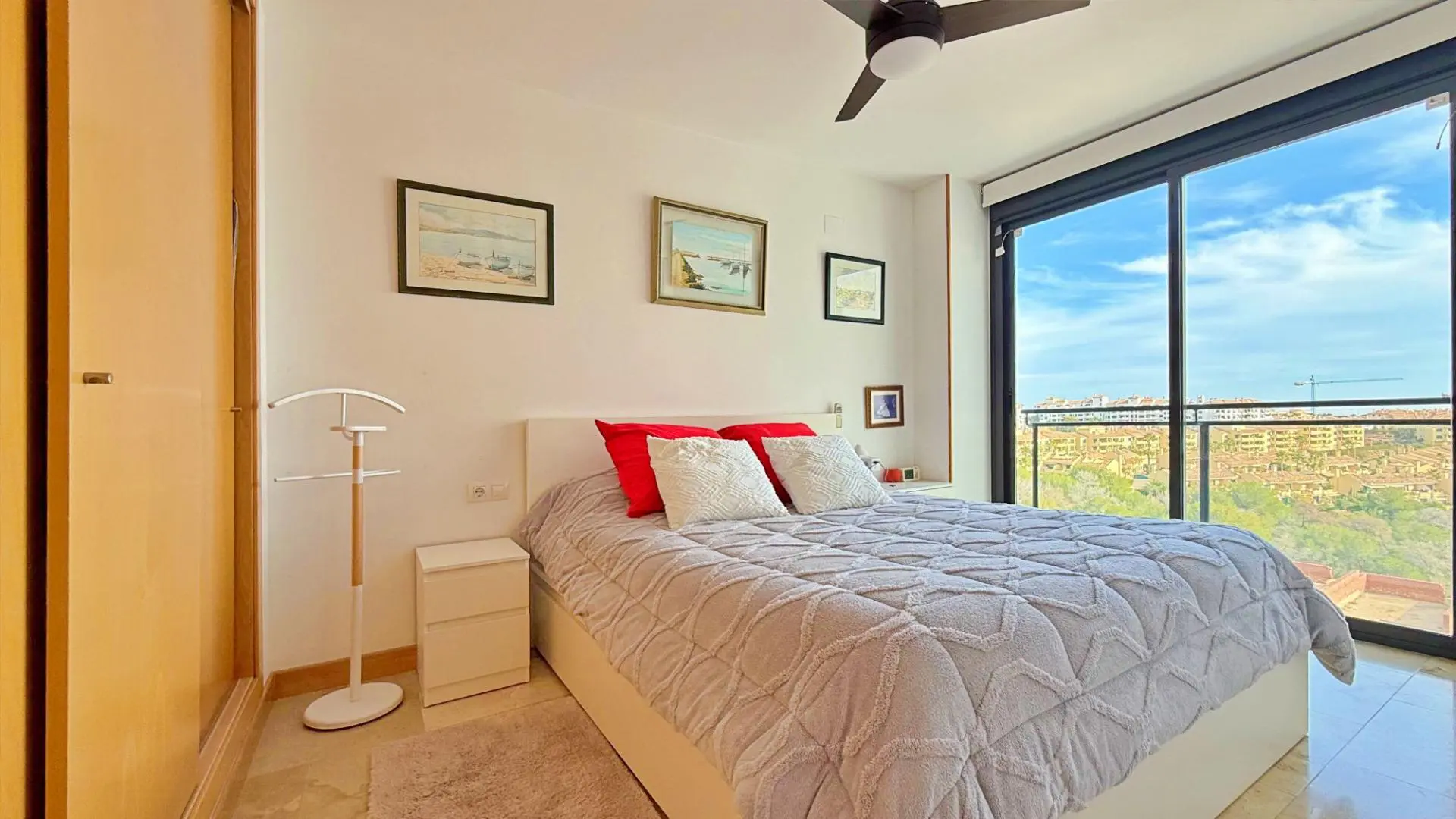 Apartment Of 87 M² In Orihuela Costa, Spain