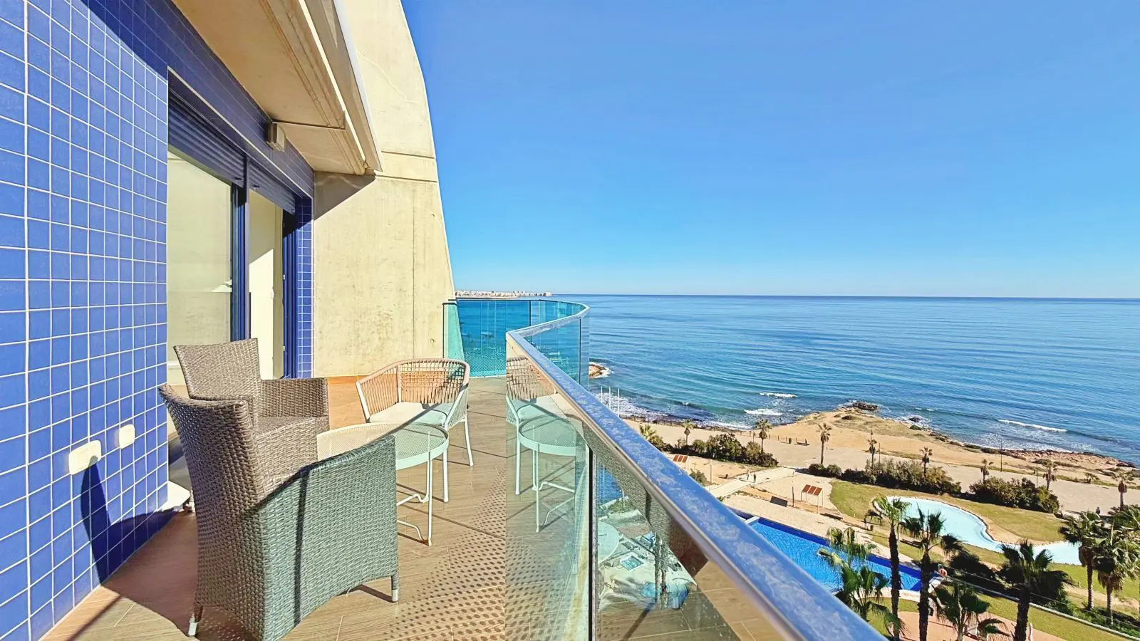Penthouse 175 M² In Torrevieja, Spain – Mediter Real Estate