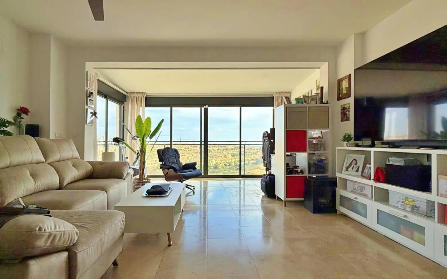 2-bedroom Apartment In Orihuela Costa, Spain (87 M²)