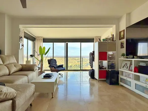 2-bedroom Apartment In Orihuela Costa, Spain (87 M²)