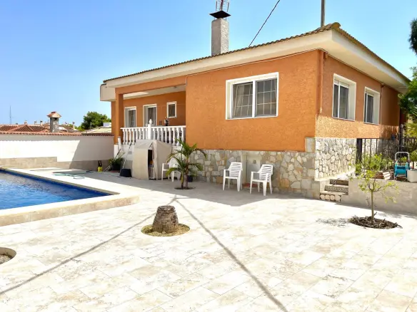 Villa 300 M² In Benijofar, Spain – Mediter Real Estate