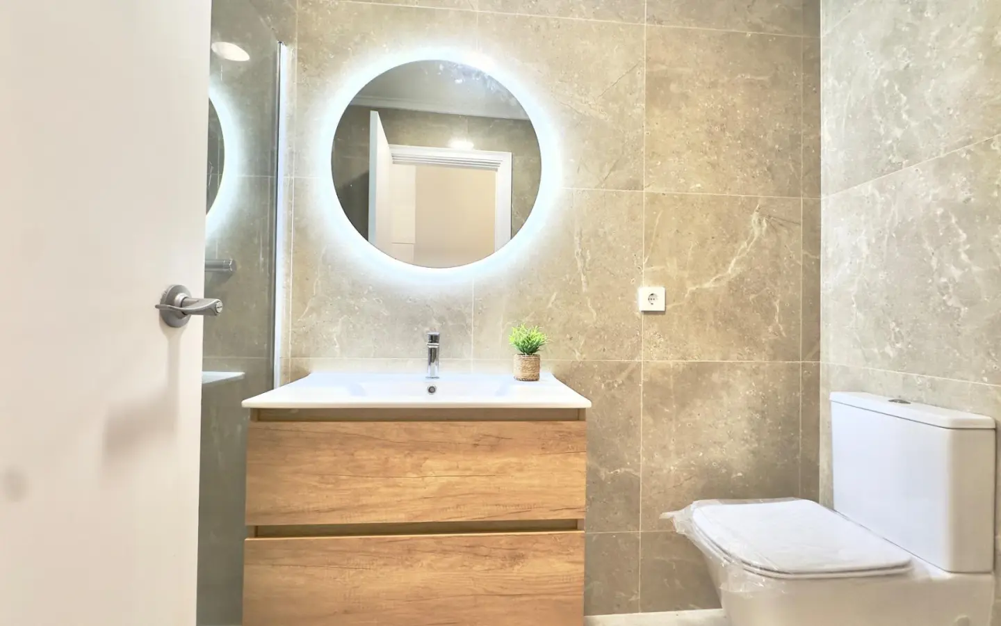 3-bedroom Apartment In Torrevieja, Spain (95 M²)