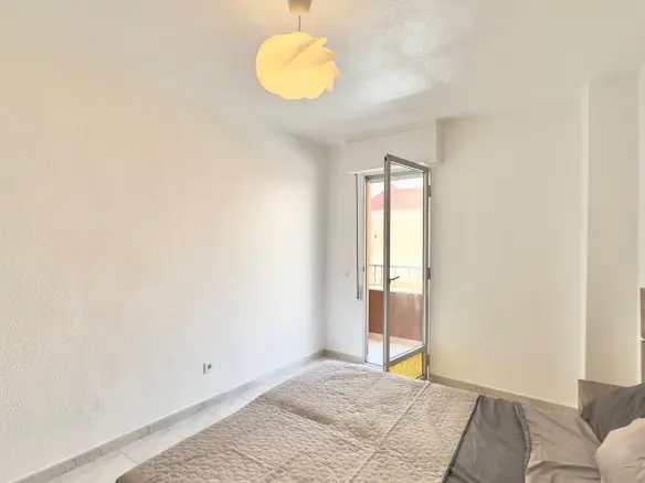 3-bedroom Apartment In Torrevieja, Spain (95 M²)