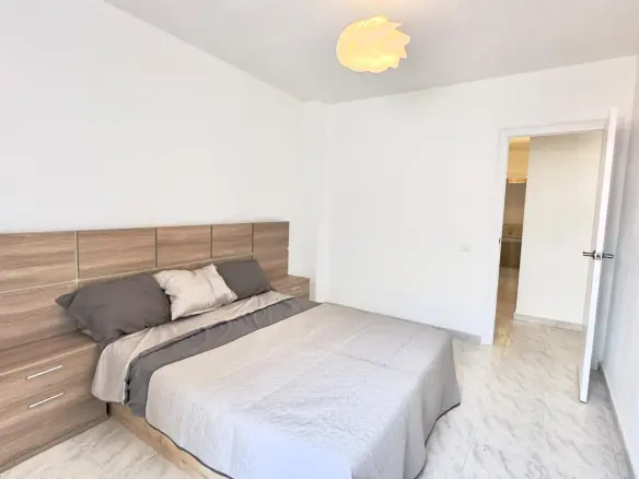 3-bedroom Apartment In Torrevieja, Spain (95 M²)