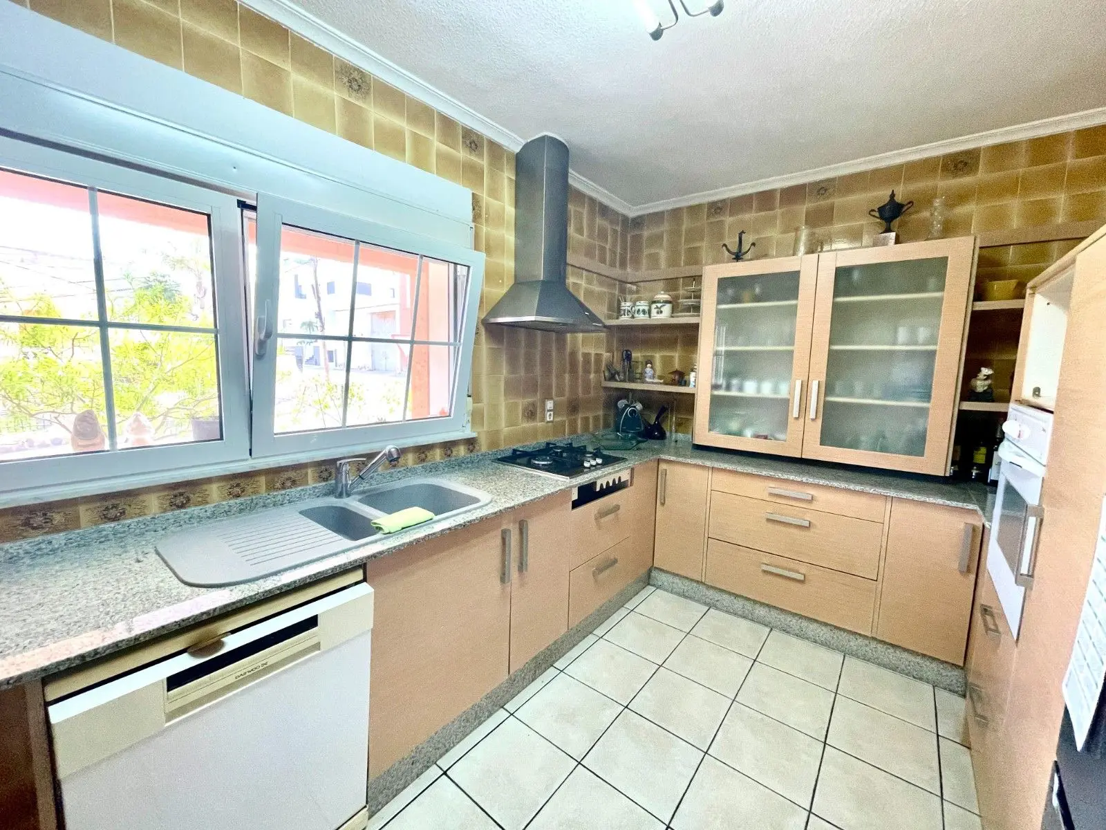 Villa 300 M² In Benijofar, Spain – Mediter Real Estate