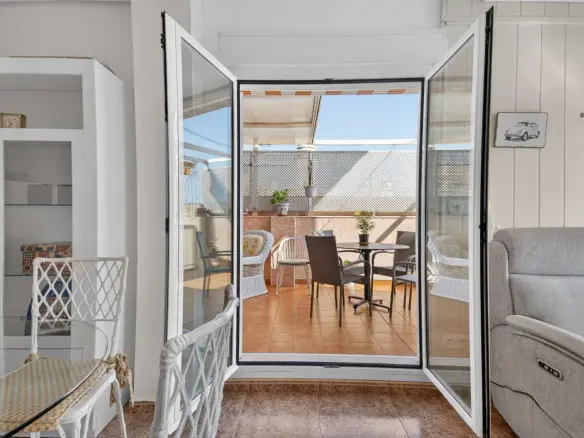 2-bedroom Apartment In Lo Pagan, Spain (96 M²)