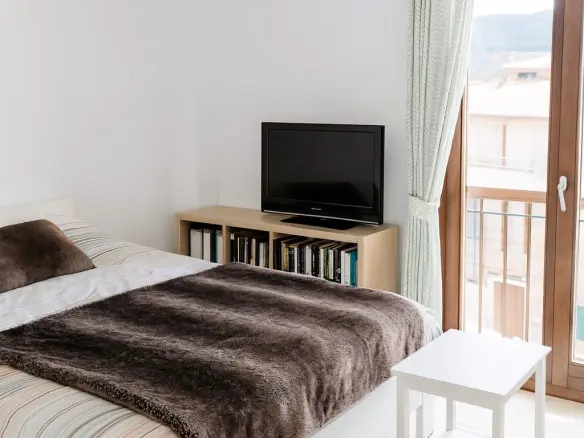 3-bedroom Apartment In Alaro, Spain (93 M²)