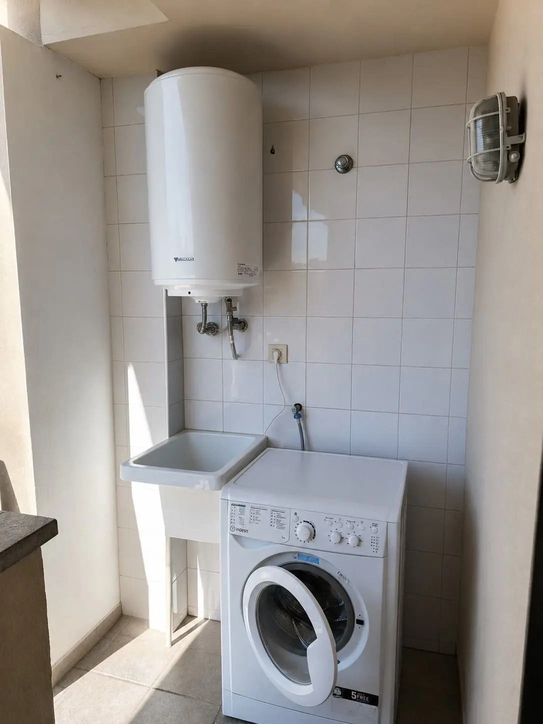 3-bedroom Apartment In Alaro, Spain (93 M²)