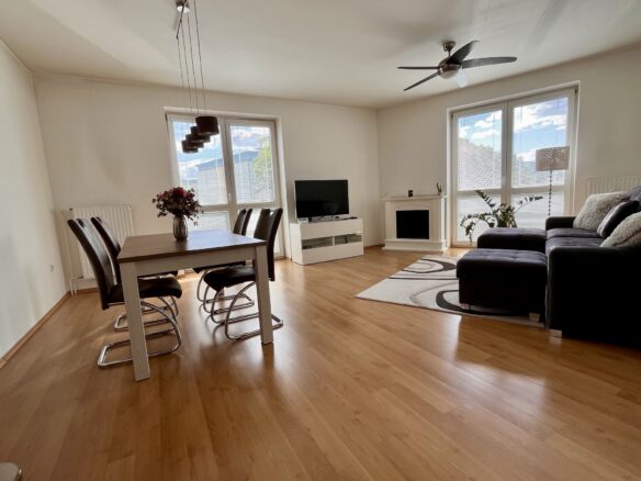 Apartment Of 2 Bed With Ski Resort And Historic City Access In Central Slovakia