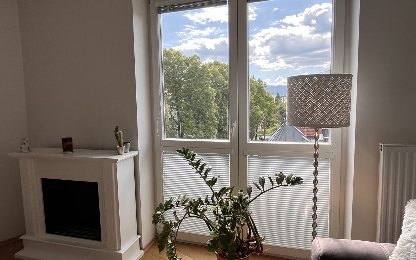 Apartment Of 2 Bed With Ski Resort And Historic City Access In Central Slovakia