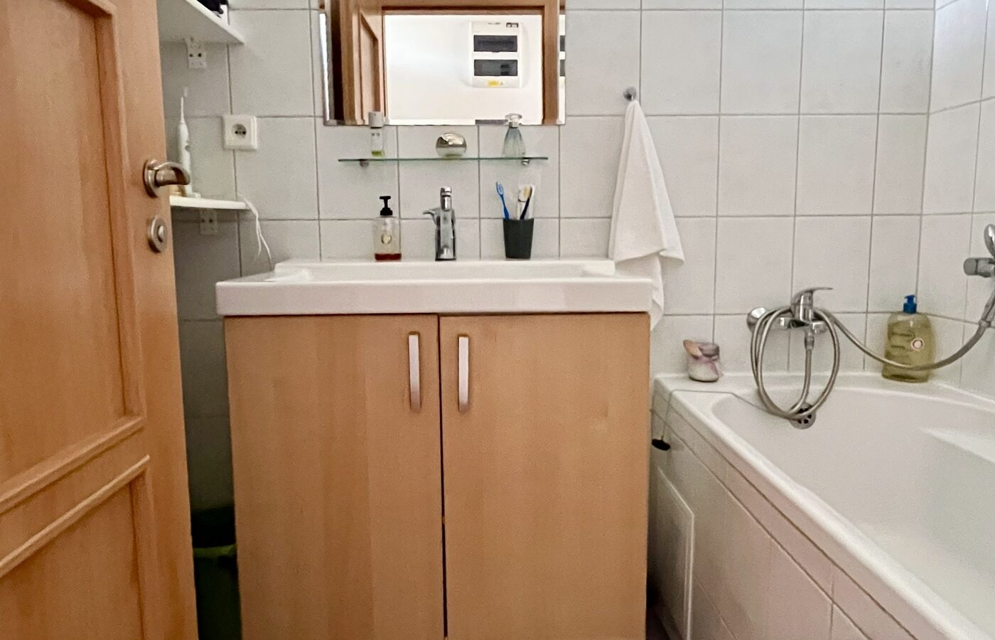 Apartment Of 2 Bed With Ski Resort And Historic City Access In Central Slovakia