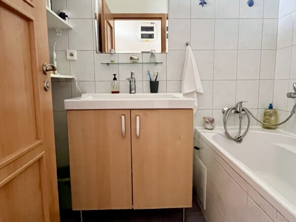 Apartment Of 2 Bed With Ski Resort And Historic City Access In Central Slovakia