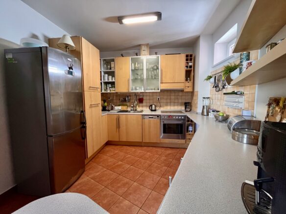Apartment Of 2 Bed With Ski Resort And Historic City Access In Central Slovakia