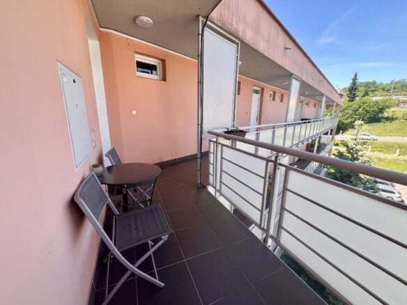 Apartment Of 2 Bed With Ski Resort And Historic City Access In Central Slovakia