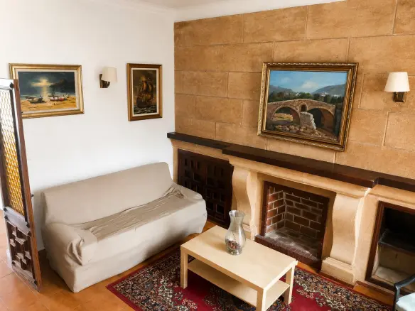5-bedroom Village House In Pollensa, Spain (246 M²)