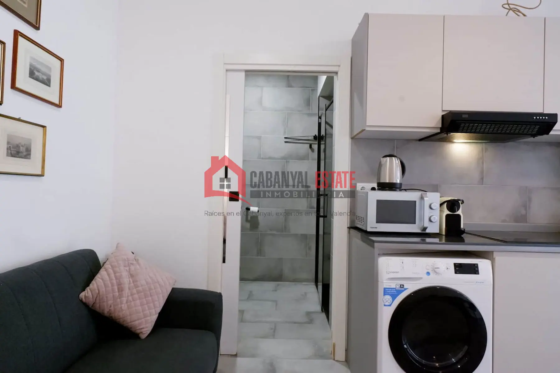 Apartment Of 66 M² In Valencia, Spain