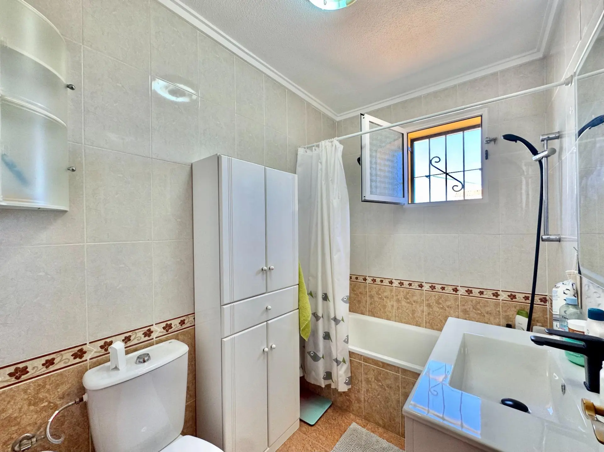 House Of 87 M² In Orihuela Costa, Spain