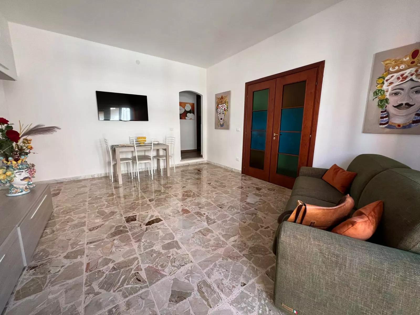 Apartment Of 79 M² In Papa Vigilio