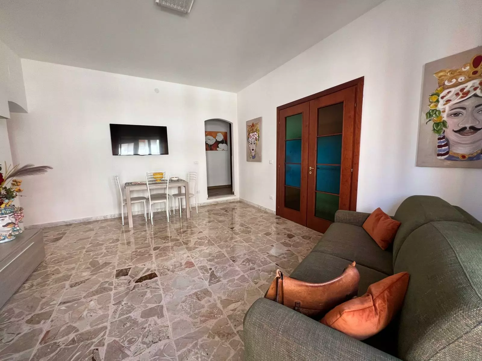 Apartment Of 79 M² In Papa Vigilio