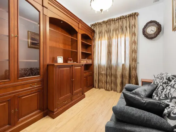 4-bedroom Villa In Orihuela Costa, Spain (280 M²)