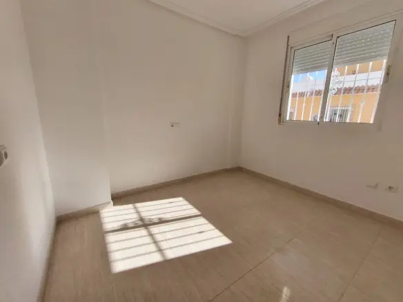 3-bedroom House In Rojales, Spain (104 M²)