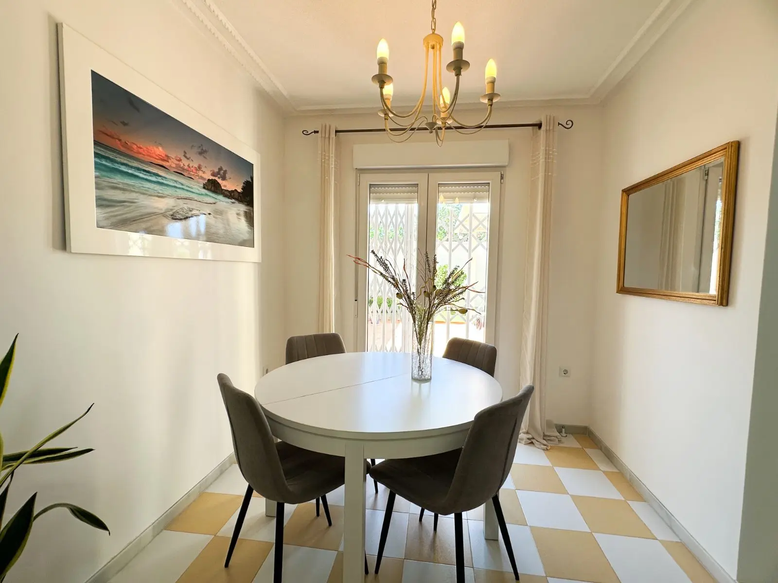 Villa Of 86 M² In Torrevieja, Spain