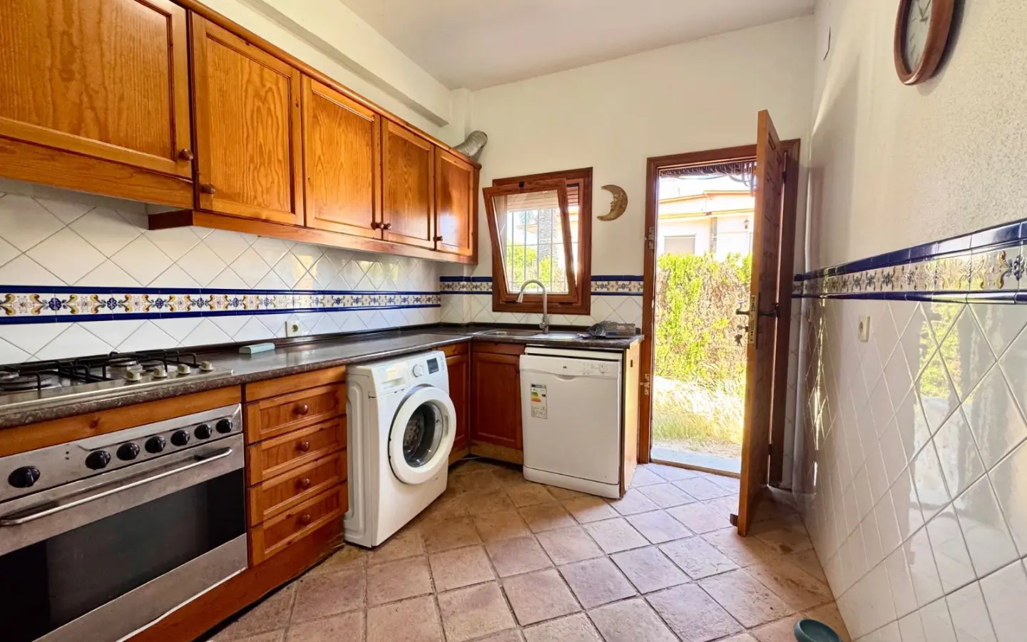 4-bedroom Villa In Orihuela Costa, Spain (133 M²)