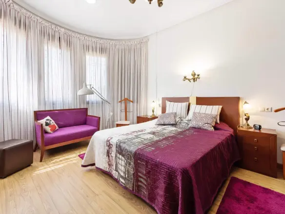 4-bedroom Villa In Orihuela Costa, Spain (280 M²)