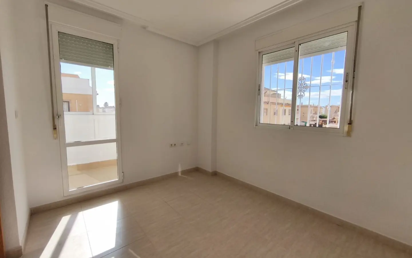 3-bedroom House In Rojales, Spain (104 M²)