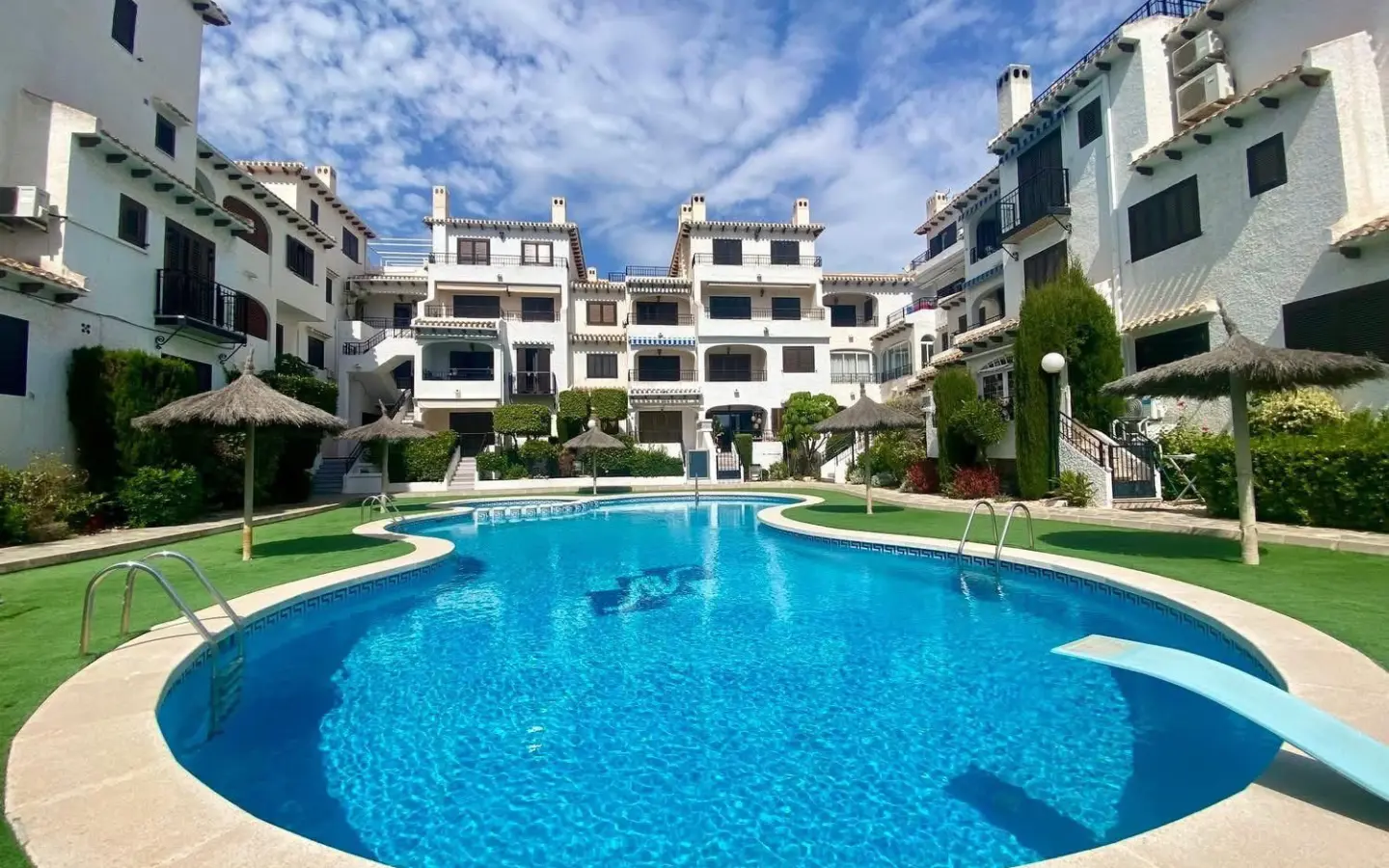 2-bedroom Apartment In Cabo Roig, Spain (71 M²)