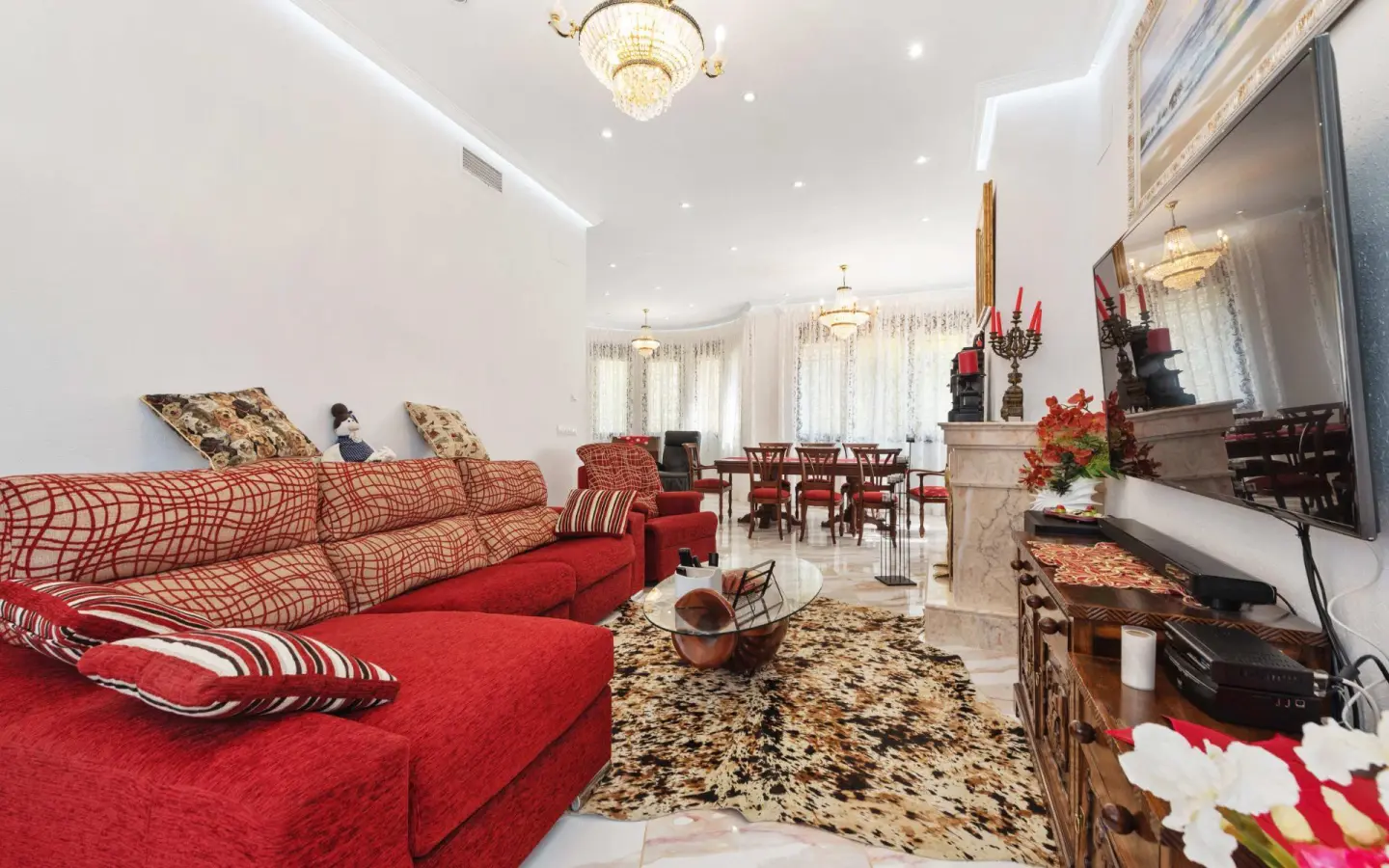 4-bedroom Villa In Orihuela Costa, Spain (280 M²)