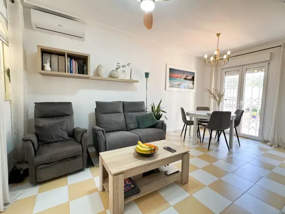 3-bedroom Villa In Torrevieja, Spain (86 M²)
