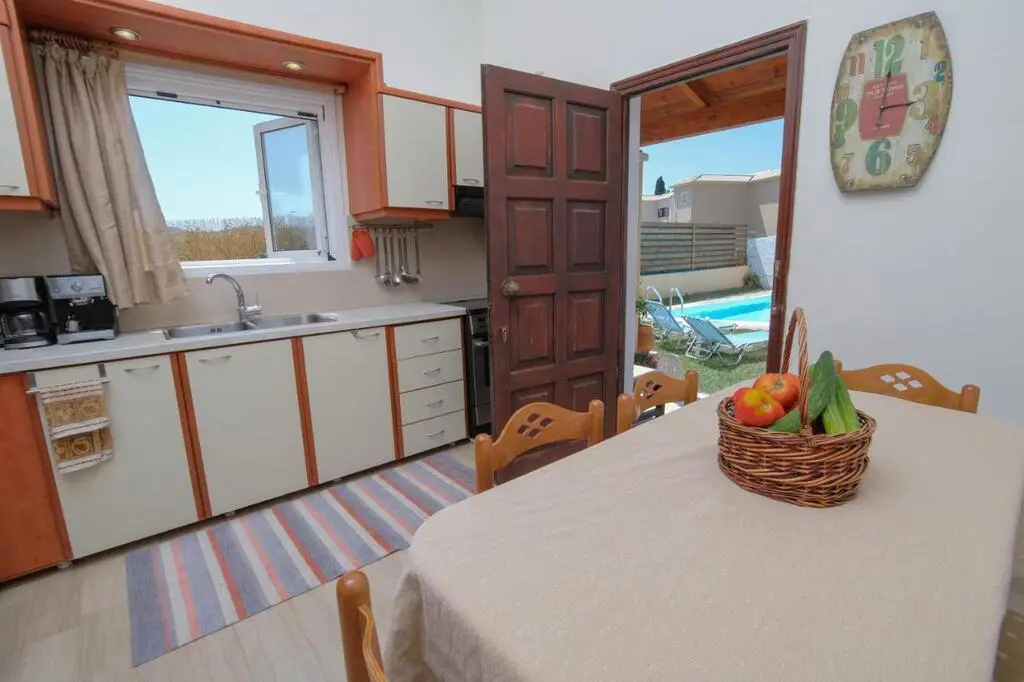 Villa Of 330 M² In Corfu