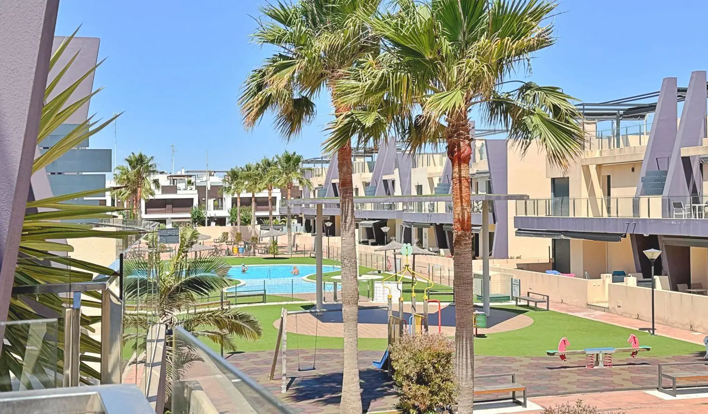 3-bedroom Penthouse In Pilar De La Horadada, Spain (108 M²)